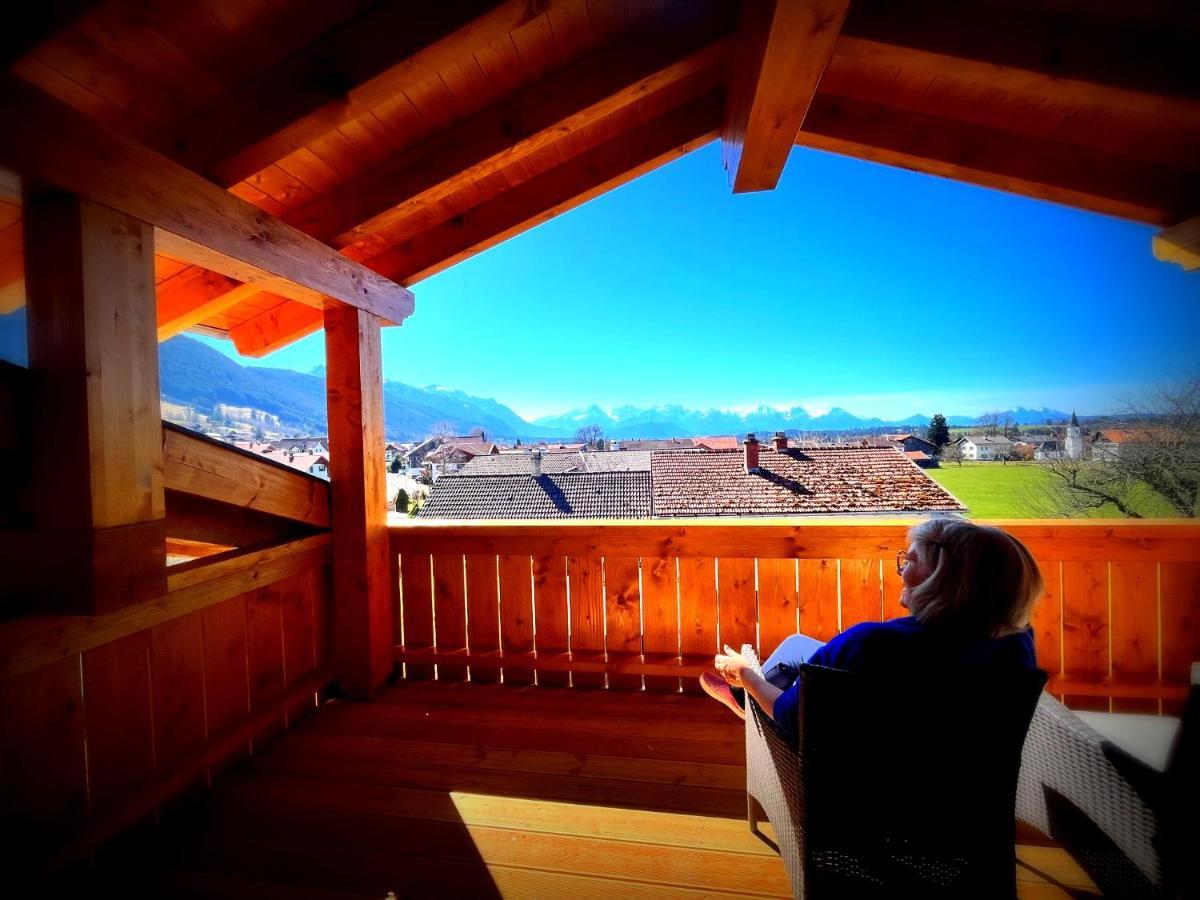 23 Neu Erbaute Ferienwohnung Mit Schloss- Und Panoramablick 哈尔伯莱赫 外观 照片