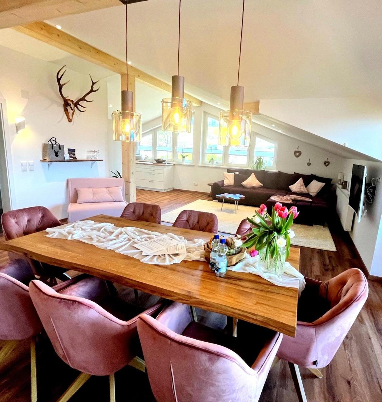 23 Neu Erbaute Ferienwohnung Mit Schloss- Und Panoramablick 哈尔伯莱赫 外观 照片