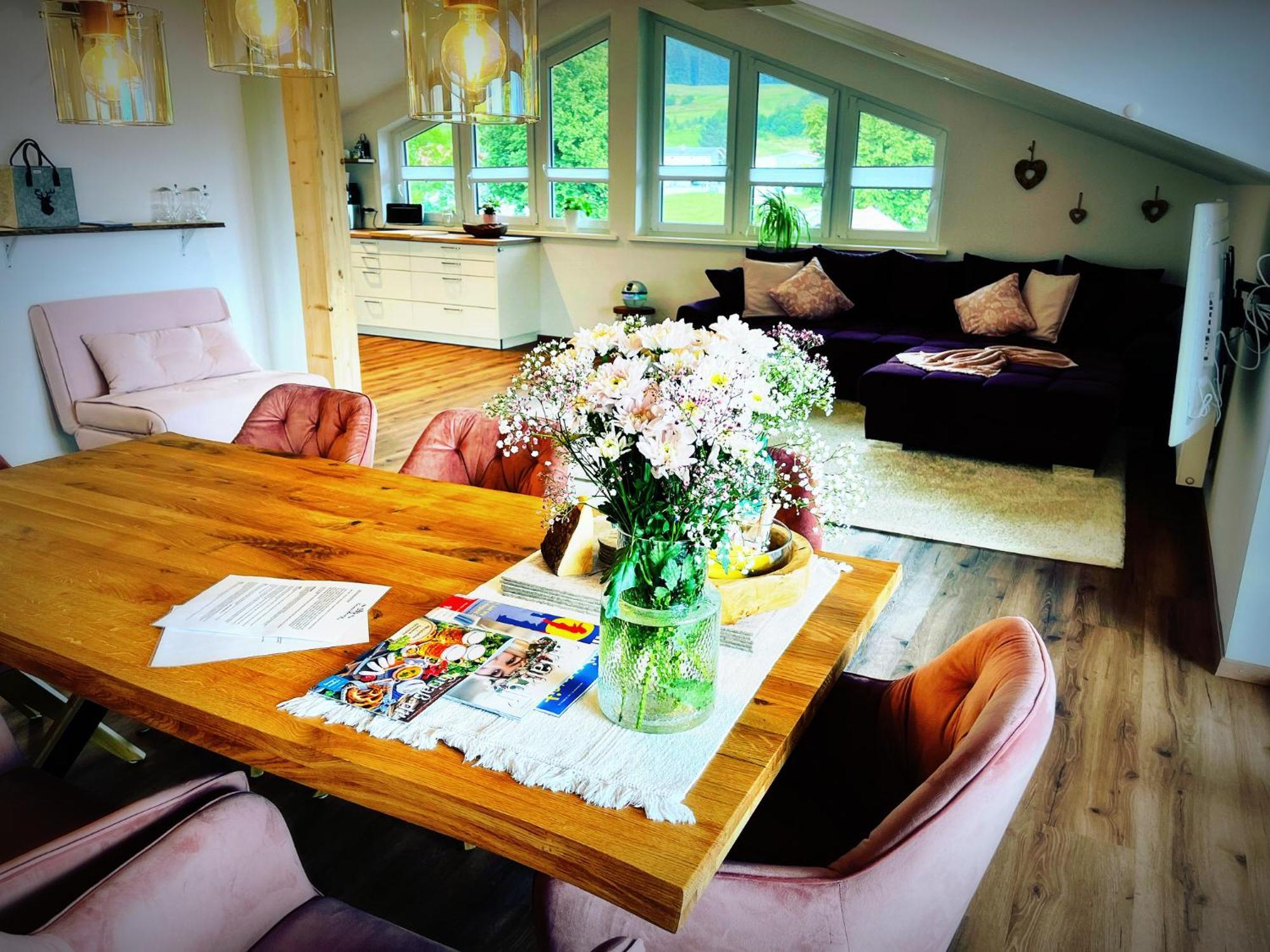 23 Neu Erbaute Ferienwohnung Mit Schloss- Und Panoramablick 哈尔伯莱赫 外观 照片